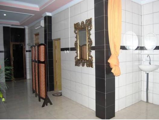 Vaccinated Staff - Oyo 3523 Gong Corner Homestay Kuta Lombok Exterior foto